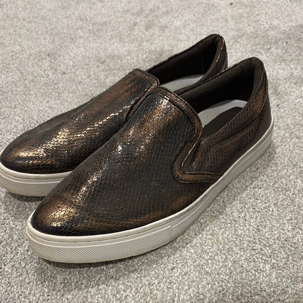Guess Brown Loafers Sleek Slip-On Design